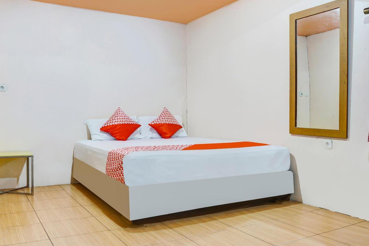 Oyo 90923 Makassar Cottage Balangberu Zewnętrze zdjęcie