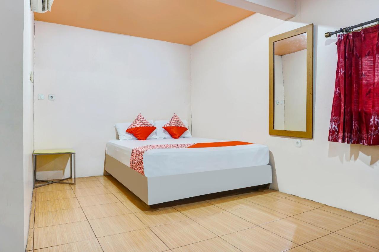 Oyo 90923 Makassar Cottage Balangberu Zewnętrze zdjęcie